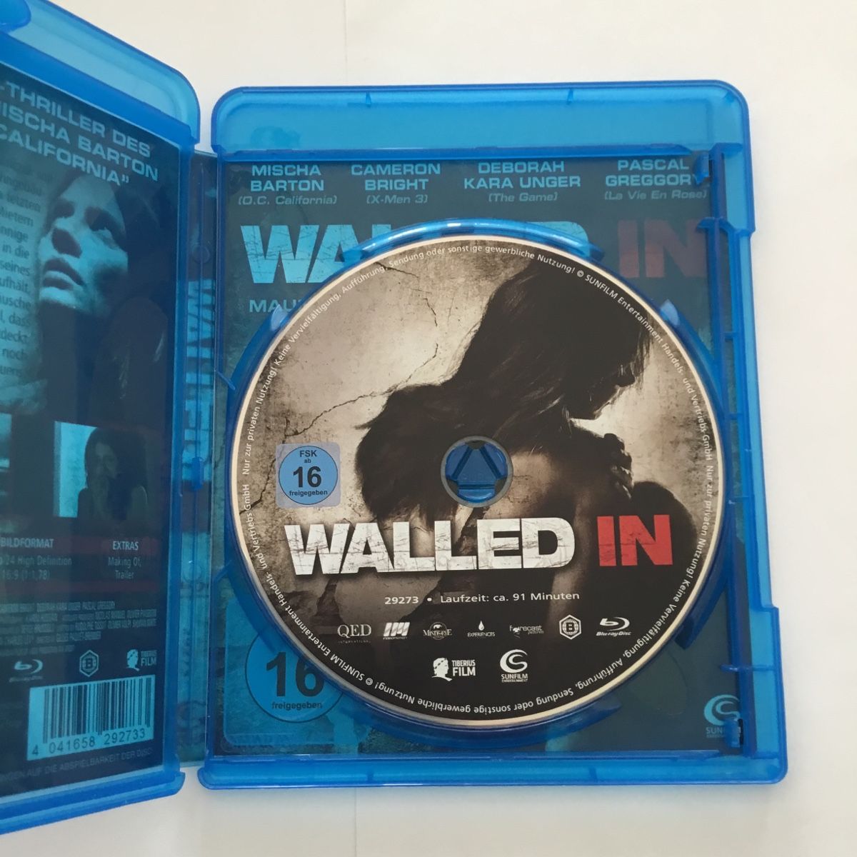 Tutti i DVDs: Walled In Mauern der Angst Blu Ray – Nuovo (secondo la descrizione) da Blauen venduto da berlingo65 2