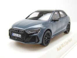 Audi RS3 Sportback 8Y Phase II seit 2025 Kemora grau /