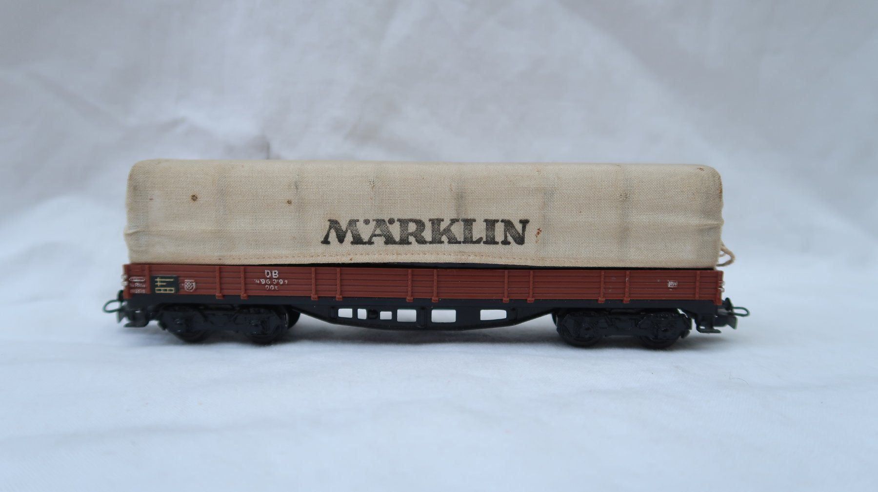 Märklin Modelleisenbahnen: MÄRKLIN Planen-Güterwagen (2) – Gebraucht aus Muttenz von Laeckerlihamschter 5