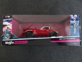 MAISTO 1971 Datsun Tokyo Mod 1:18