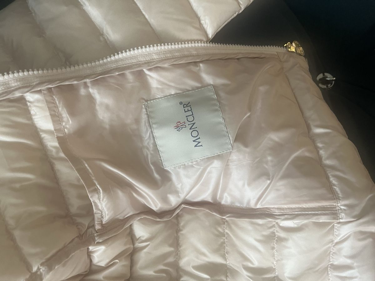 Moncler Giacche: Moncler Jacke beige neu – Nuovo (secondo la descrizione) da Sarnen venduto da HomeFashionArtDesign 4