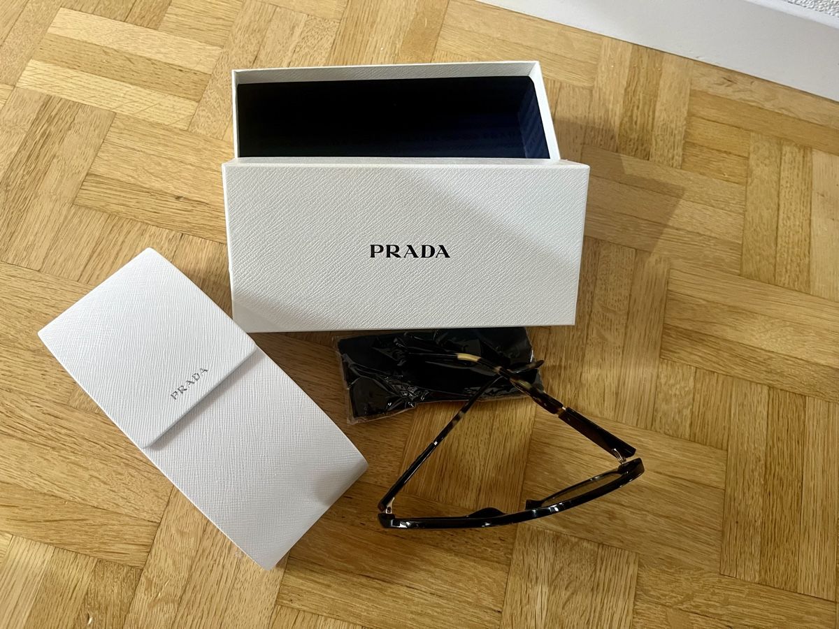 Prada Brillen & Gläser: Original Prada Damen Sonnenbrille NEU – Neu und originalverpackt aus Frauenfeld von Repsol_Vani 2