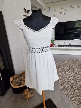 Schönes, feminines Sommerkleid NEU