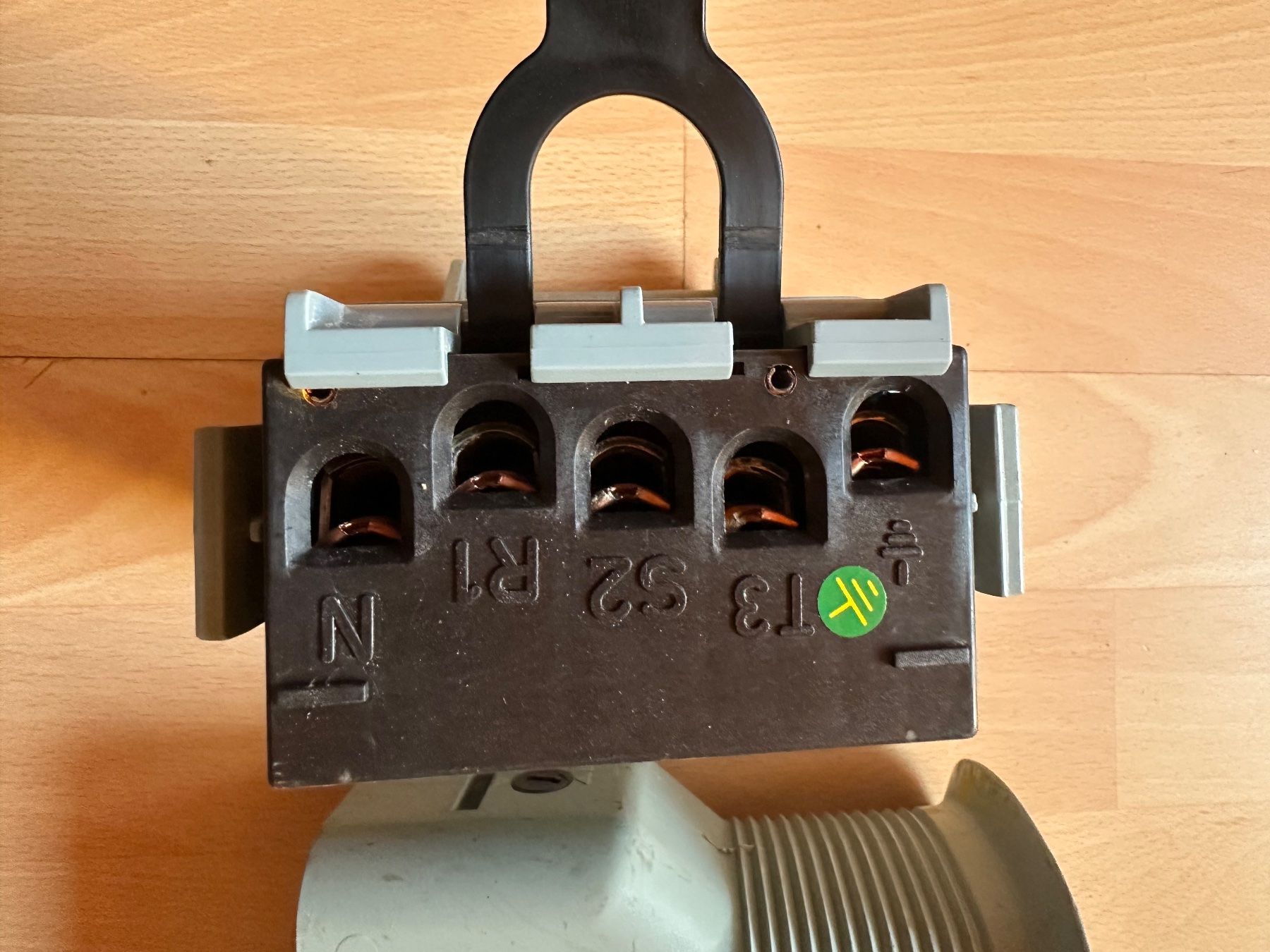 Spine: Kupplung J 75 /5Polig CMC – Usato da Huttwil venduto da Bolpa 5