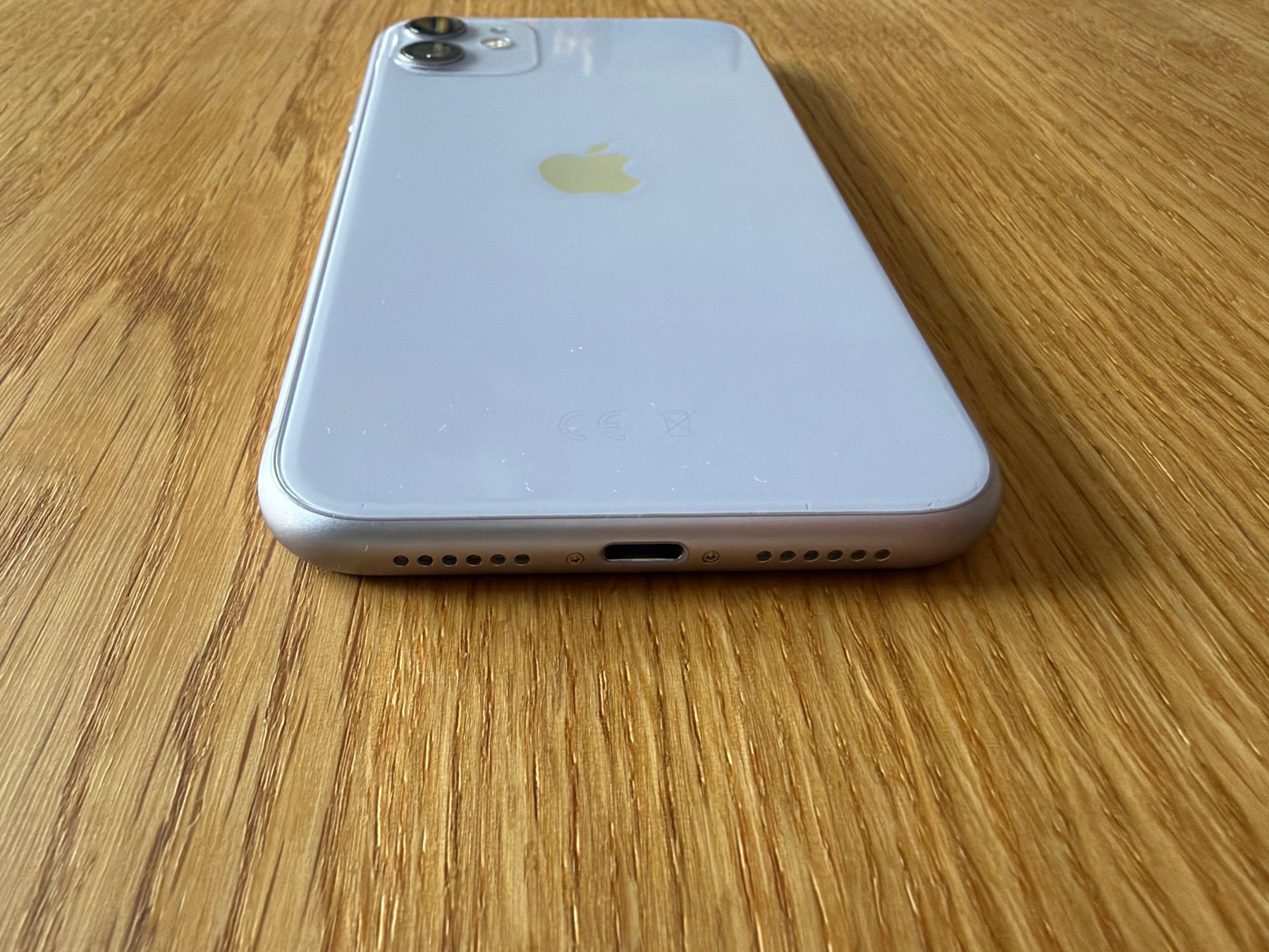 Apple Handys / Smartphones: iPhone 11, 64 GB, lila – Gebraucht aus Wil SG von Klicks 6