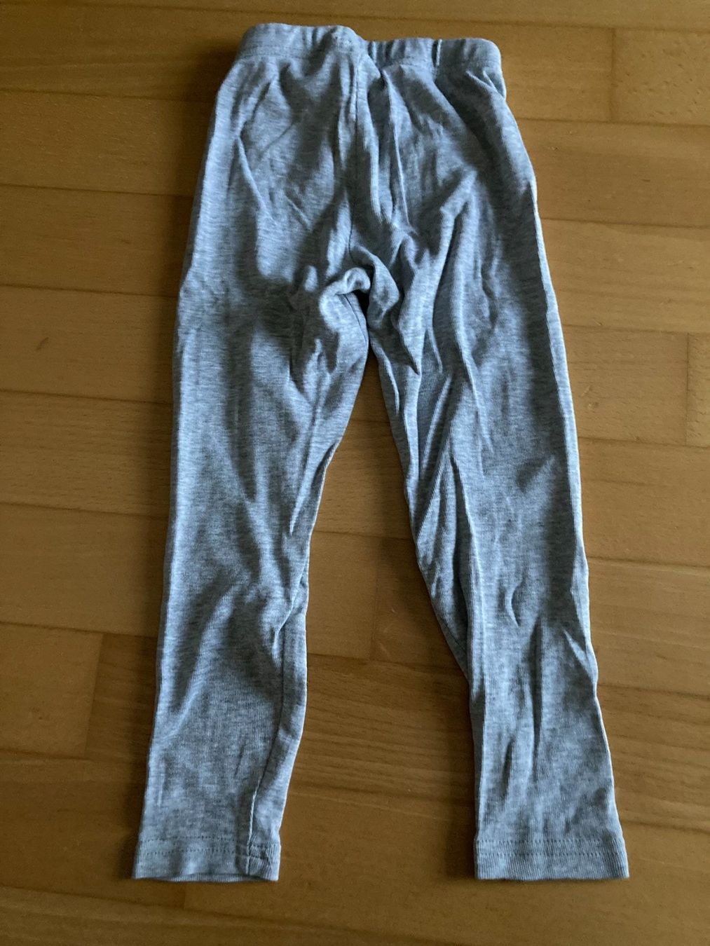 Pyjamas & Ähnliches: Pijama mit Alpaka-Motiv – Gebraucht aus Muttenz von Juvenile33 8