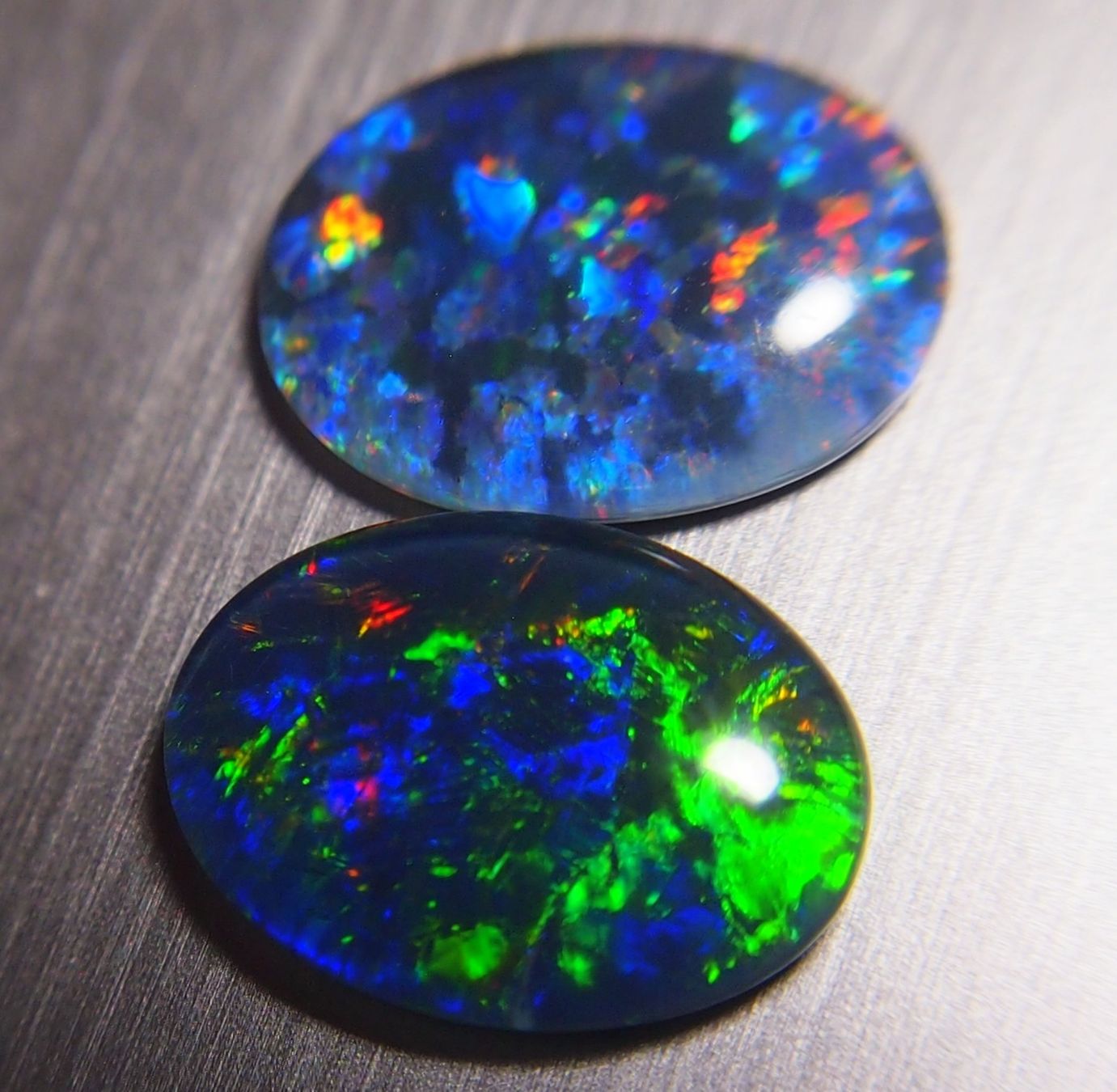 Pierres précieuses: 2 x 3,5 ct. Blackopal Triplette AAA – Neuf (Voir description) à Reinach BL par Hesekiel39