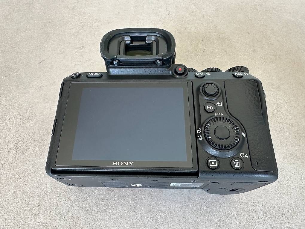 Sony Kamera: Sony Alpha 7III – Neu (gemäss Beschreibung) aus Pregassona von swk_w9pk 3