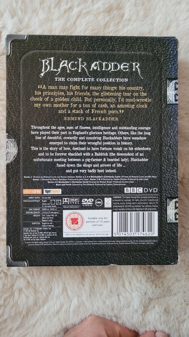 Tous les DVDs: Black Adder The Complete Collection Limited Edition 6 dvd – D'occasion à Horgenberg par Klatschmohnmaria 1