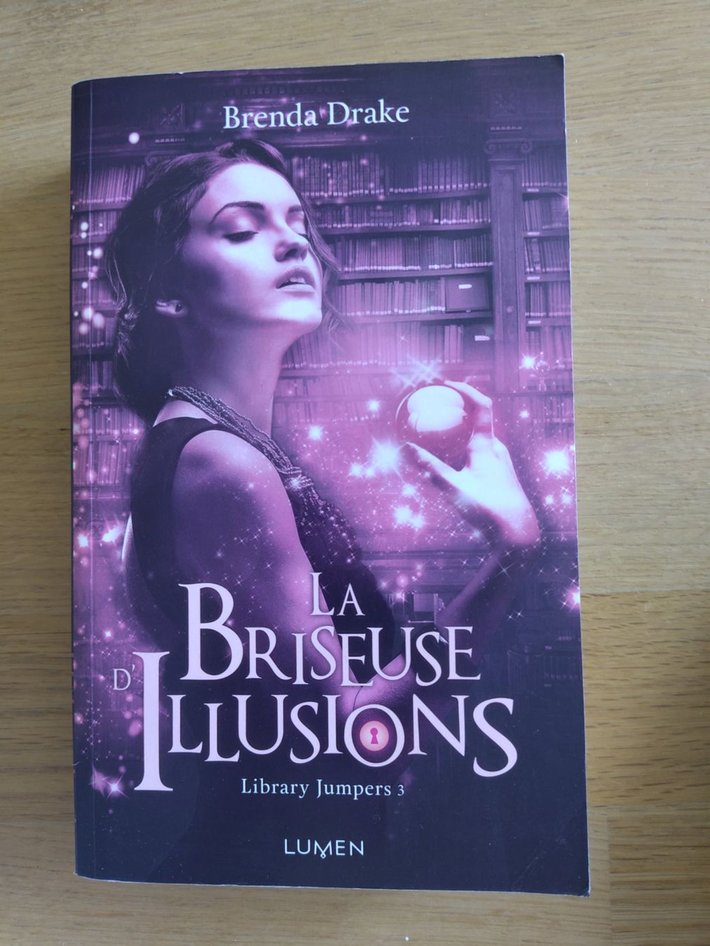 Libri: Library jumper tome 1, 2 & 3 – Usato da Denges venduto da lay_xpy7 4