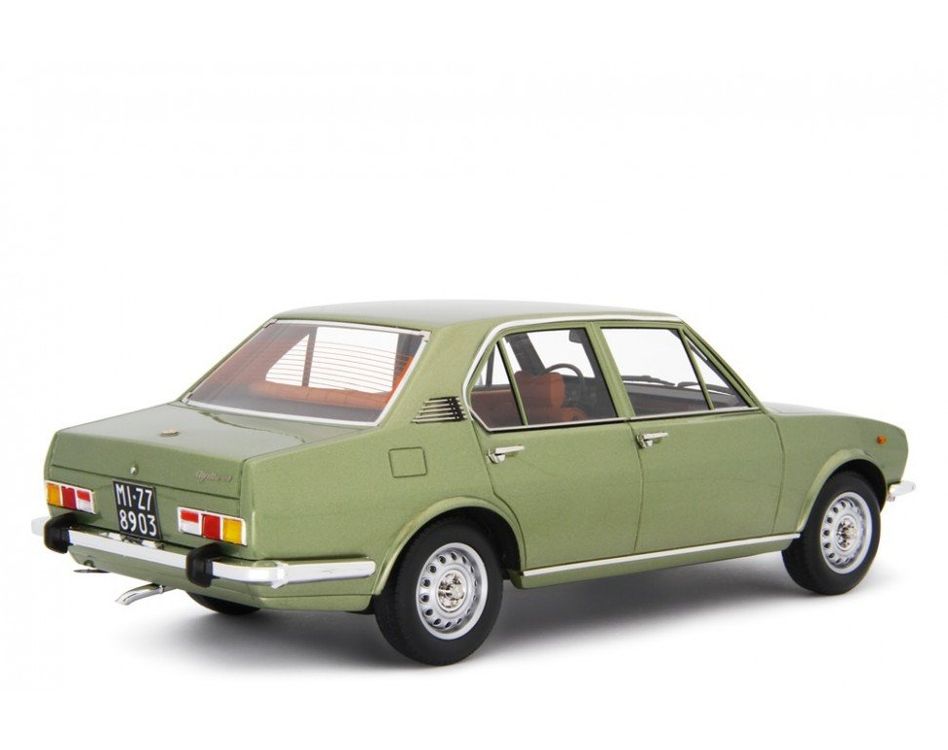 Alfa Romeo Alfetta 1.8 1975 , Laudoracing LM137A , 1:18 (Neu und ...
