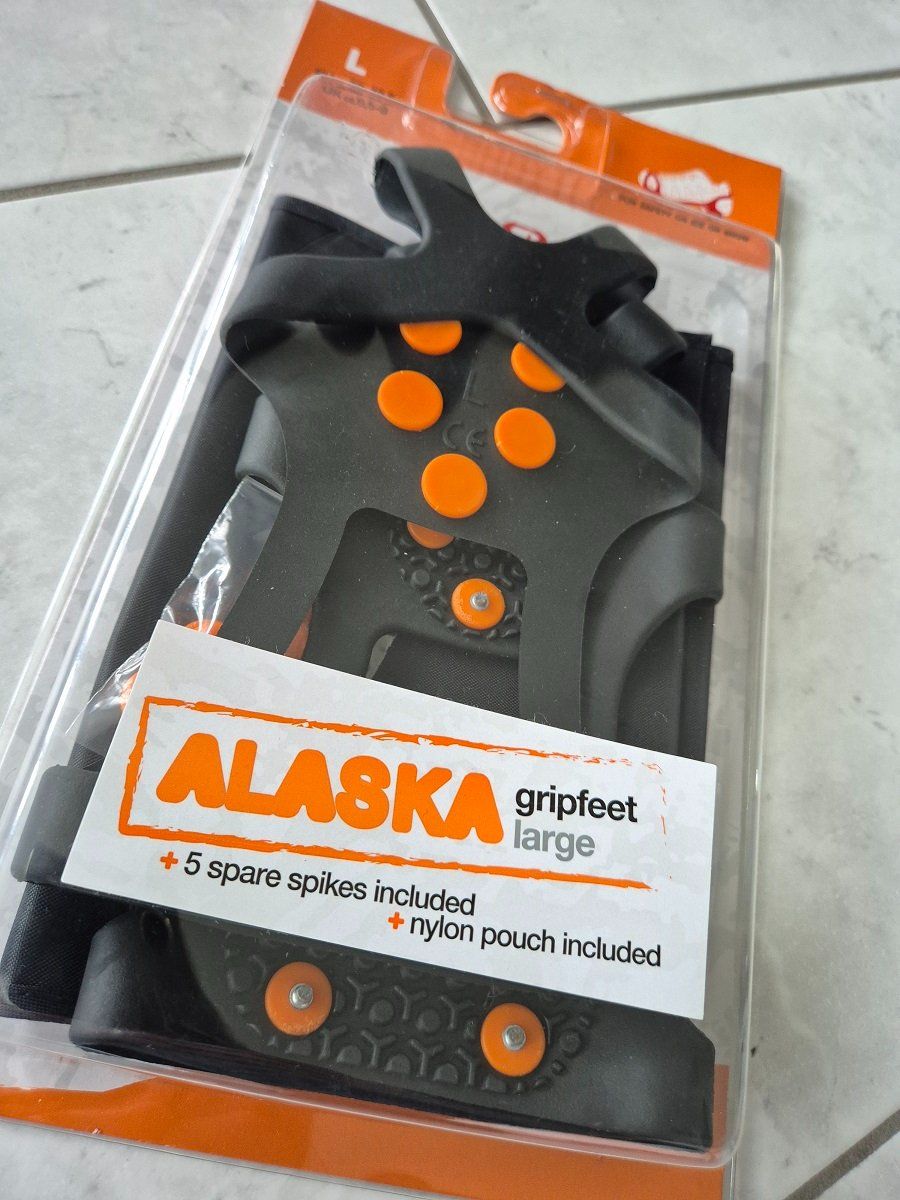 Sattel & Sattelzubehör: Rubytec Alaska Gripfeed, Grösse L (﻿Schuhspikes) – Neu und originalverpackt aus Thun von Sheepli