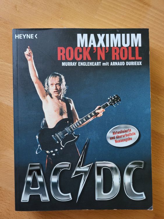 AC/DC Book - Maximum Rock'n'Roll (Gebraucht) in Liestal für CHF 14 ...