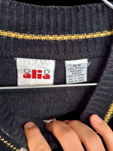 Maglioni & Felpe: Alia Argyle Pullover - Schwarz & Rot mit Goldborte - Größe – Usato da Zug venduto da vinokilo 3
