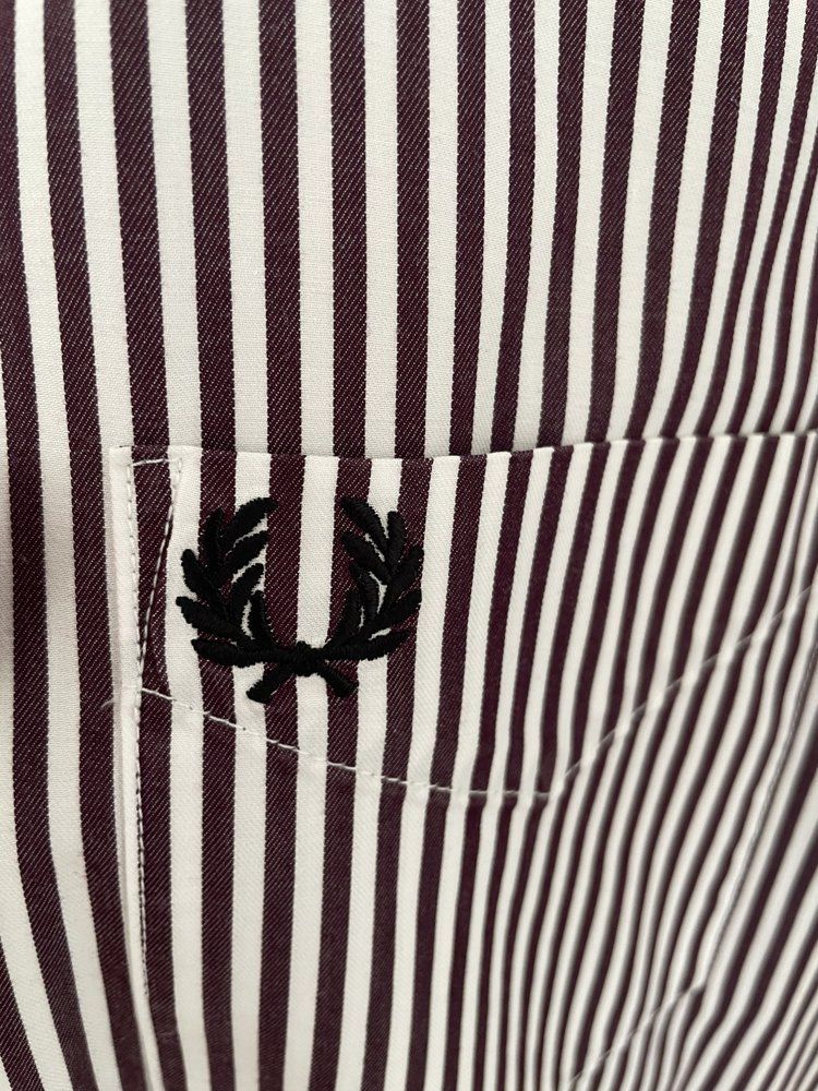 Fred Perry Camicie: Fred Perry Hemd gestreift bordeaux L – Usato da Stäfa venduto da hag_7wls 2