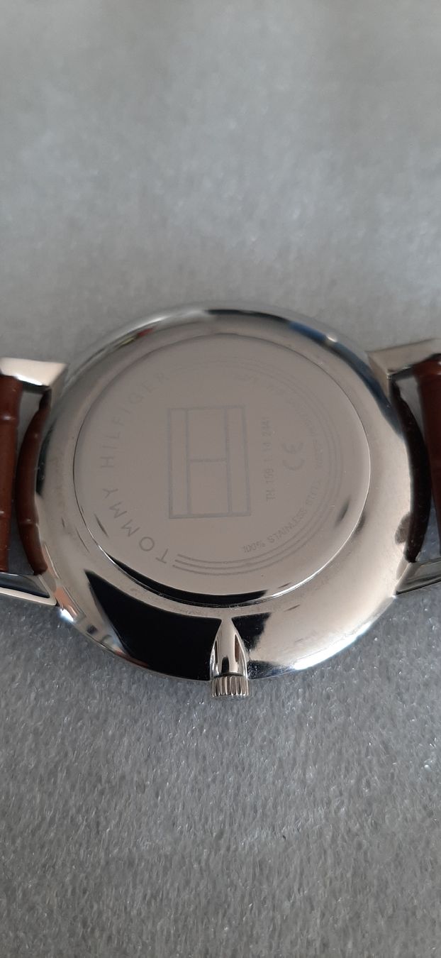 Tommy Hilfiger Orologi: Tommy Hilfiger Uhr – Nuovo (secondo la descrizione) da Zuzwil SG venduto da alfaromeo159ti 3