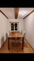 grosser massiv Holztisch