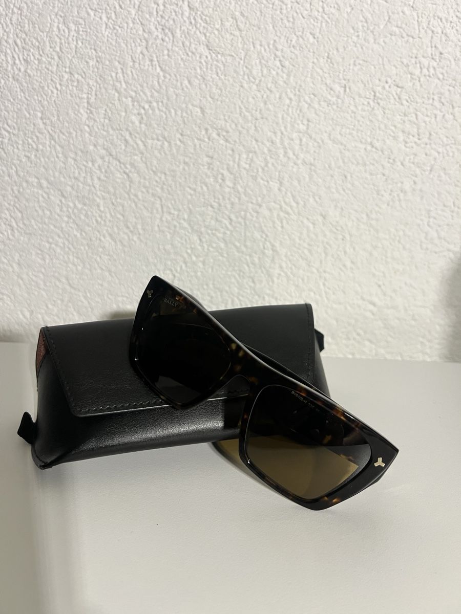 Bally Occhiali & Lenti: Lunettes de soleil Bally – Usato da St-Pierre-Clages venduto da ste_xk6p 2