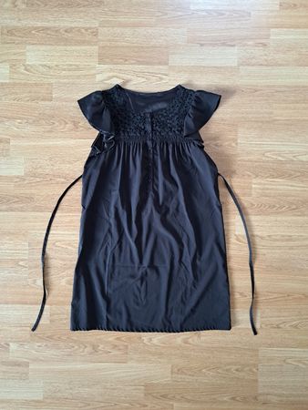 Schwarzes Kleid Grösse S neuwertig