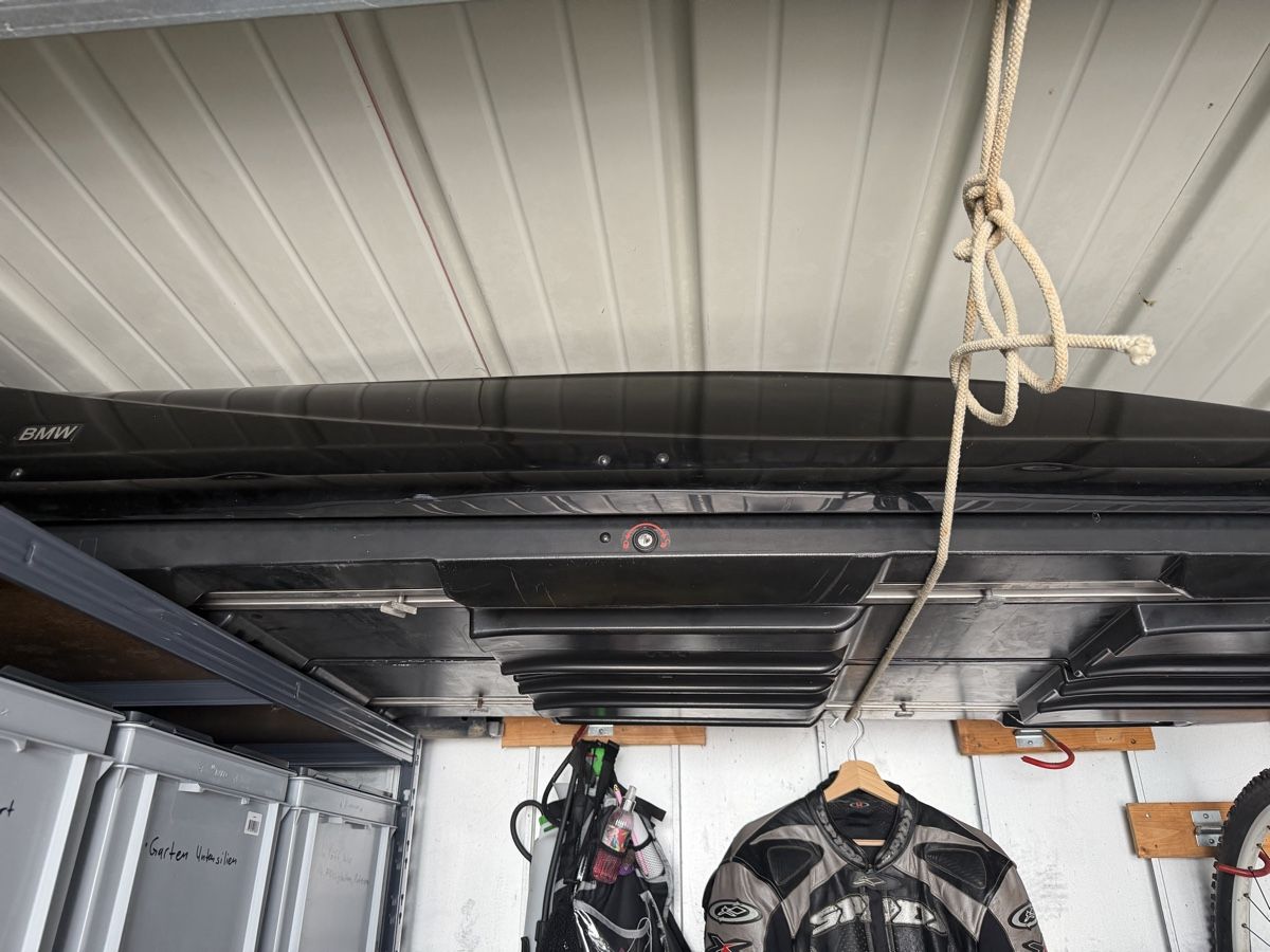 Thule Box da tetto: BMW Dachbox schwarz guter Zustand – Usato da Schaffhausen venduto da Seko1 2