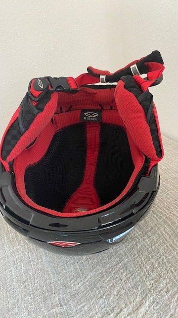 Helme: Sky Helm – Gebraucht aus Rickenbach Sulz von sonerela 2