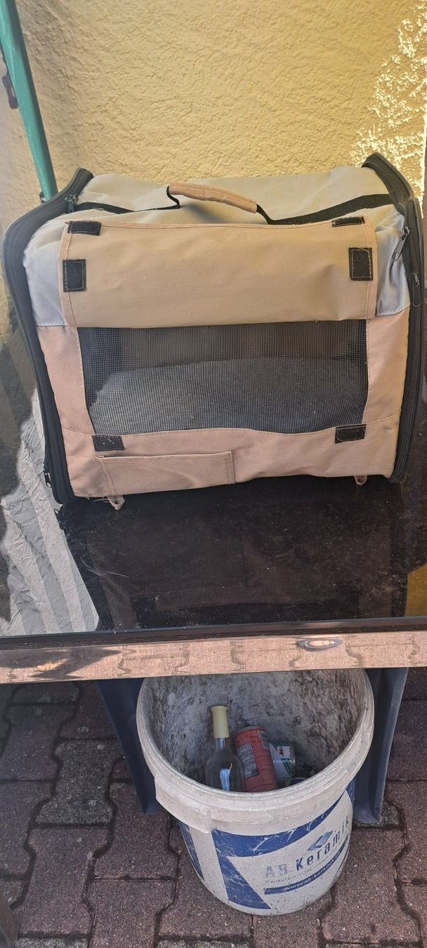 Liege- & Schlafplätze: Transport Tasche für Katzen oder kleine Hunde – Gebraucht aus Zofingen von Happypeople 1