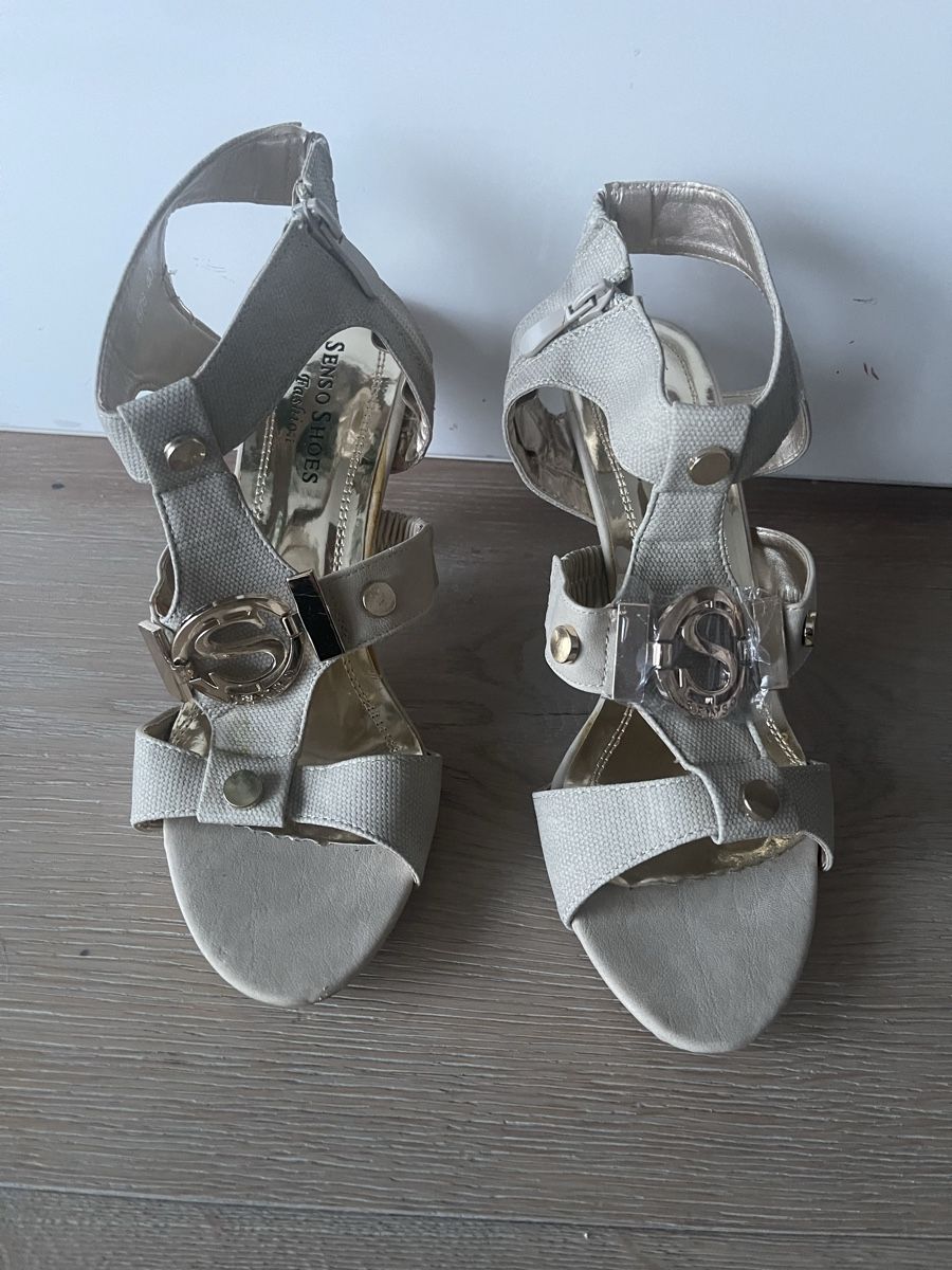 Damenschuhe: NEUE Elegante High Heels Gr. 40 beige Stiletto – Neu und originalverpackt aus Meilen von Golfer04 6