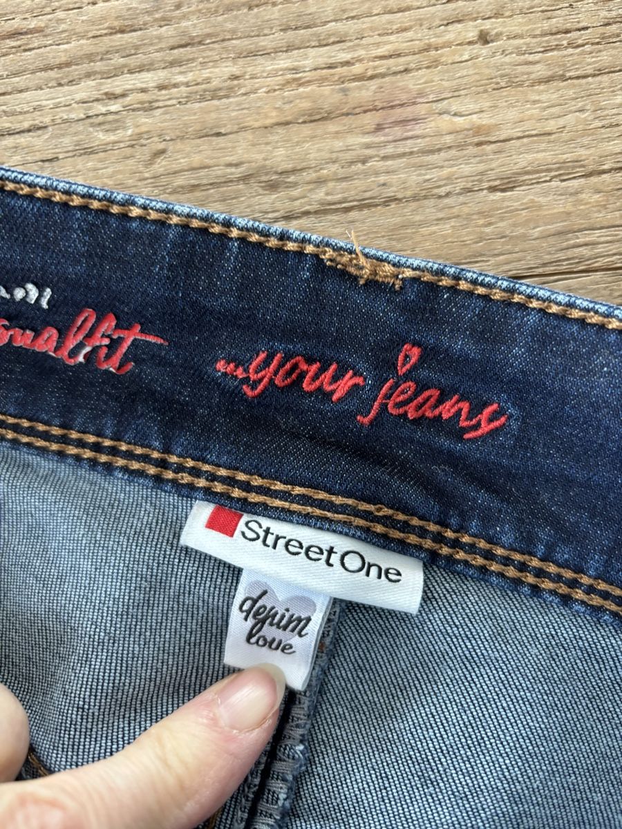 Jeans: Jeans StreeOne – Neu (gemäss Beschreibung) aus Krattigen von Landado 4