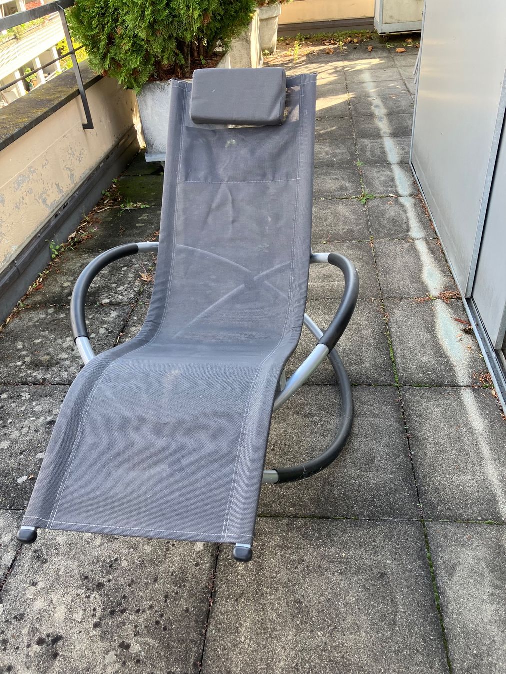 Liegen & Liegestühle: ergonomische Garten-Schaukelliege – Gebraucht aus Winterthur von Seepferdchen63 1