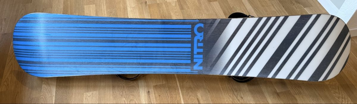 Snowboard Nitro Board: Nitro Snowboard mit Raiden Bindung – Usato da Wettingen venduto da Monica.pallmann 3