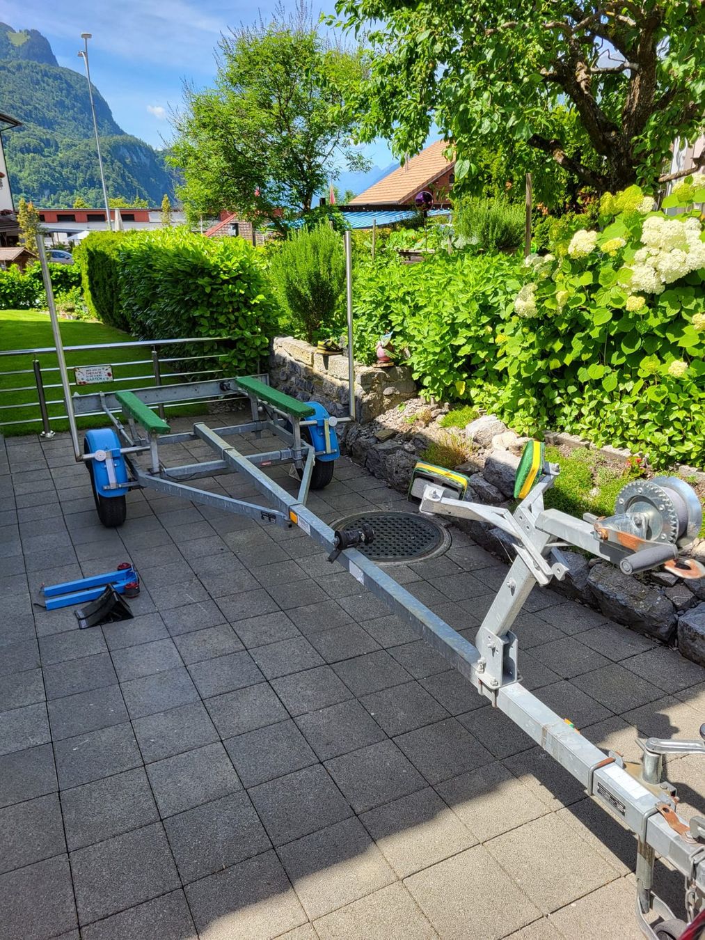 Harbeck Rimorchi: schöner Bootsanhänger Harbeck 450 A – Usato da Brienz BE venduto da Vikingviki 2
