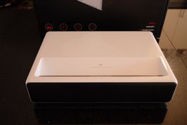 Xiaomi Mi Laser Projector 150″ – Laser-Beamer, wie neu