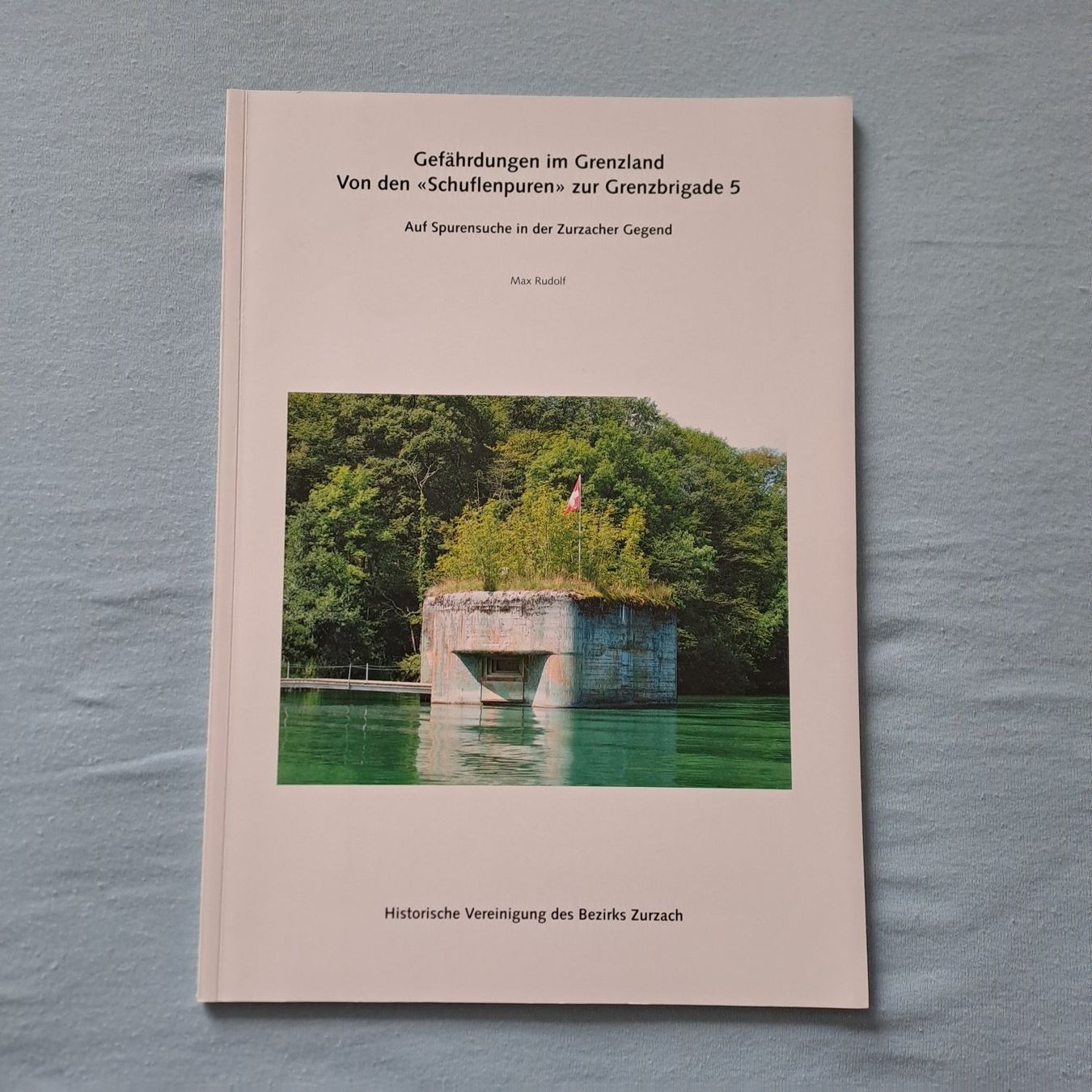 Libri: Gefährdung im Grenzland – Nuovo (secondo la descrizione) da Gipf-Oberfrick venduto da Mig_29