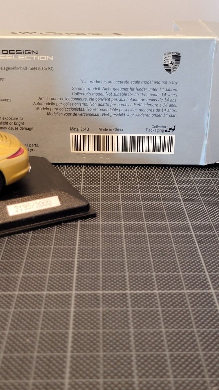 Porsche Modellini d'auto: Porsche 911 Carrera S – Nuovo e nell'imballaggio originale da Chézard-St-Martin venduto da AlPat-Collections 5