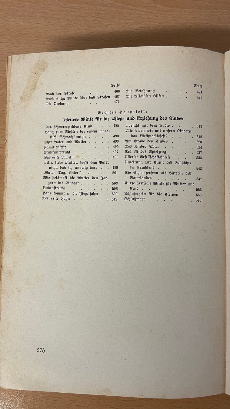 Livres: Die Schweizerfrau als Mutter und Erzieherin 1935 – D'occasion à Glattfelden par cybermaxx 9
