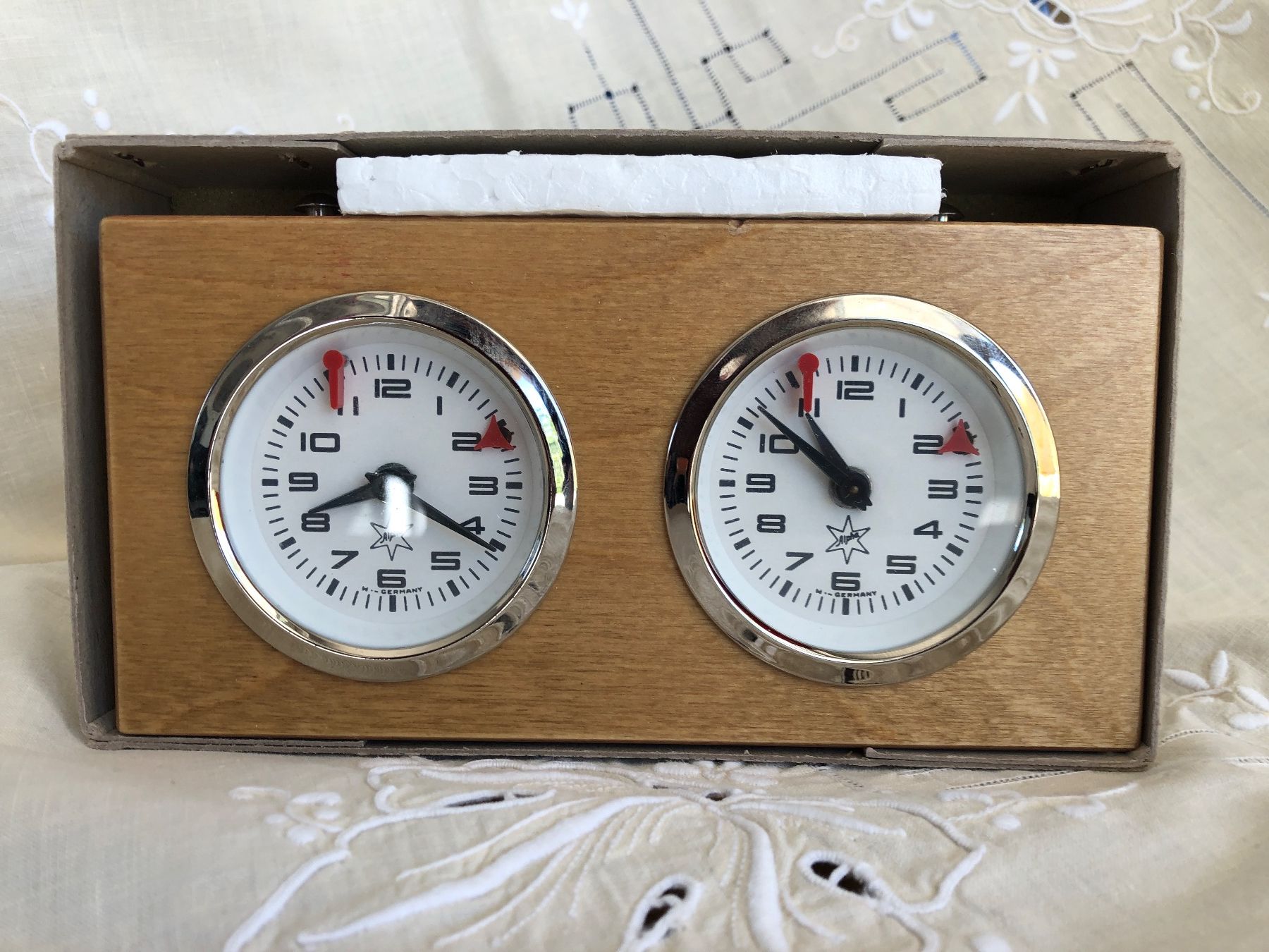 Orologi da terra & Orologi da parete: Schachuhr Alpha Deutschland – Usato da Zollikofen venduto da lorik007 2