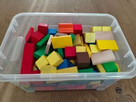 Wunderschönes Set Holzbausteine / Bauklötze in Box