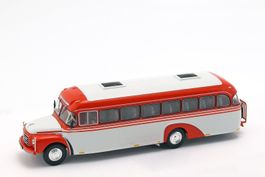 Volvo B 375 Bus / Reisecar 1957 weiss / rot  1:43 von Altaya