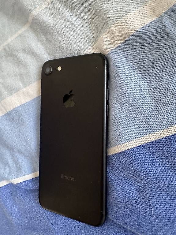 Telefoni cellulari / Smartphones: Iphone 7 – Usato da Murgenthal venduto da kev_mmr6 3