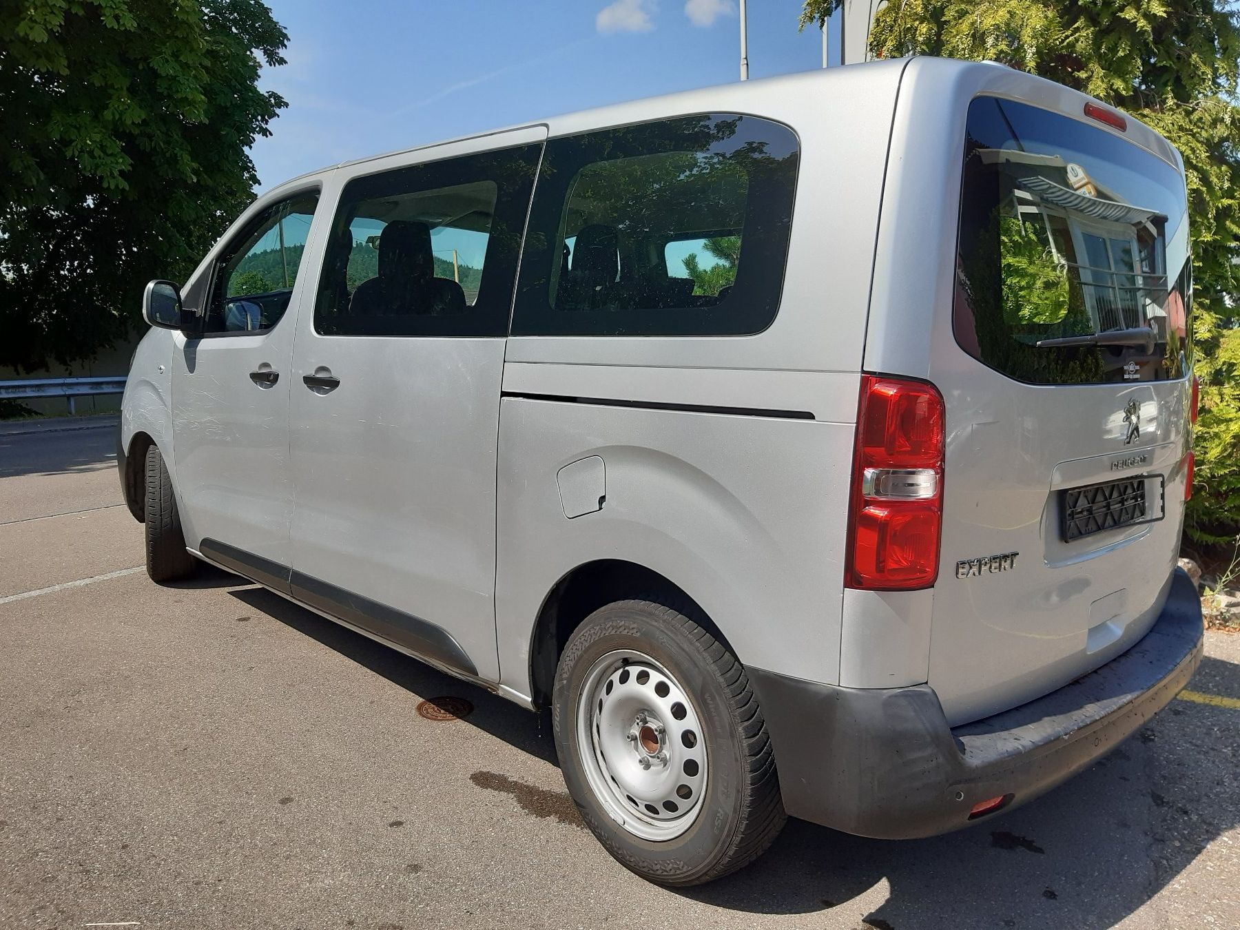 Peugeot Veicoli commerciali: Peugeot Expert Traveller 1.6 Diesel – Usato da Elgg venduto da Oldie67 2