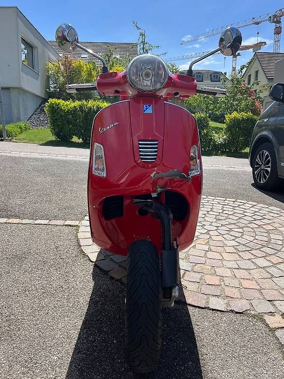 Piaggio Route: Vespa zum Ausschlachten – Défectueux à Therwil par sev_tz9s