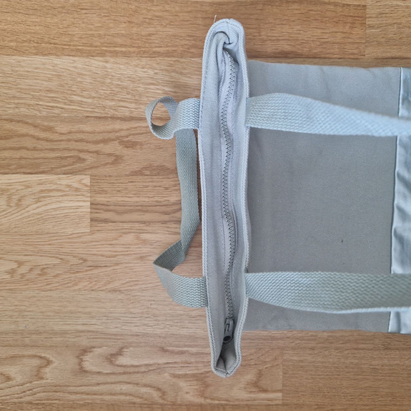 Calvin Klein Borse da donna: Calvin Klein Tasche grau silber Totebag – Nuovo (secondo la descrizione) da Frenkendorf venduto da gca_d2qp 3