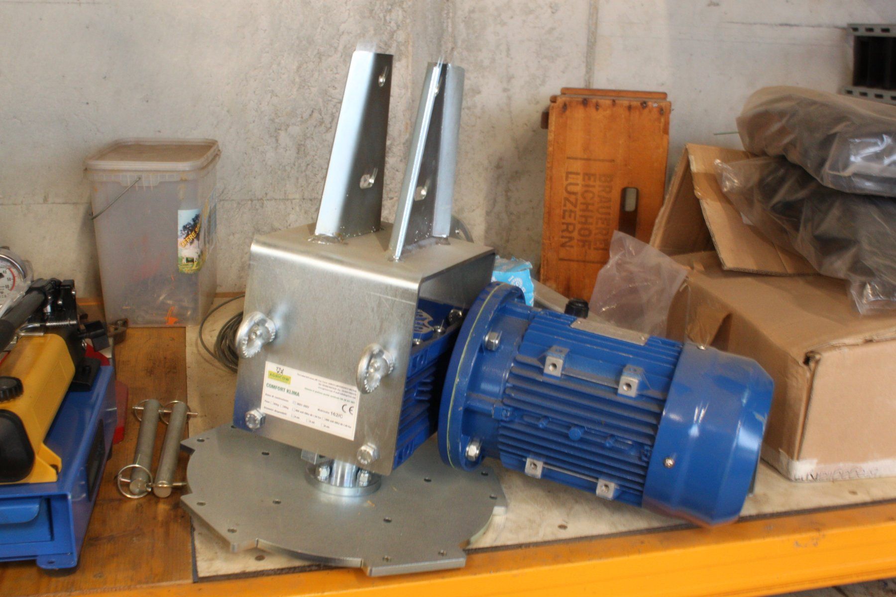 Ventilatori: Stalllüfter Stallventilator Deckenventilator – Nuovo (secondo la descrizione) da Menzberg venduto da ceerem 1