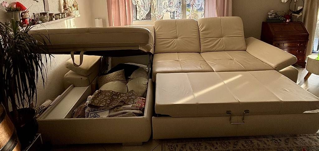 Sofas: Leder Sofa Neuwertig – Gebraucht aus Safenwil von nelly2010 2