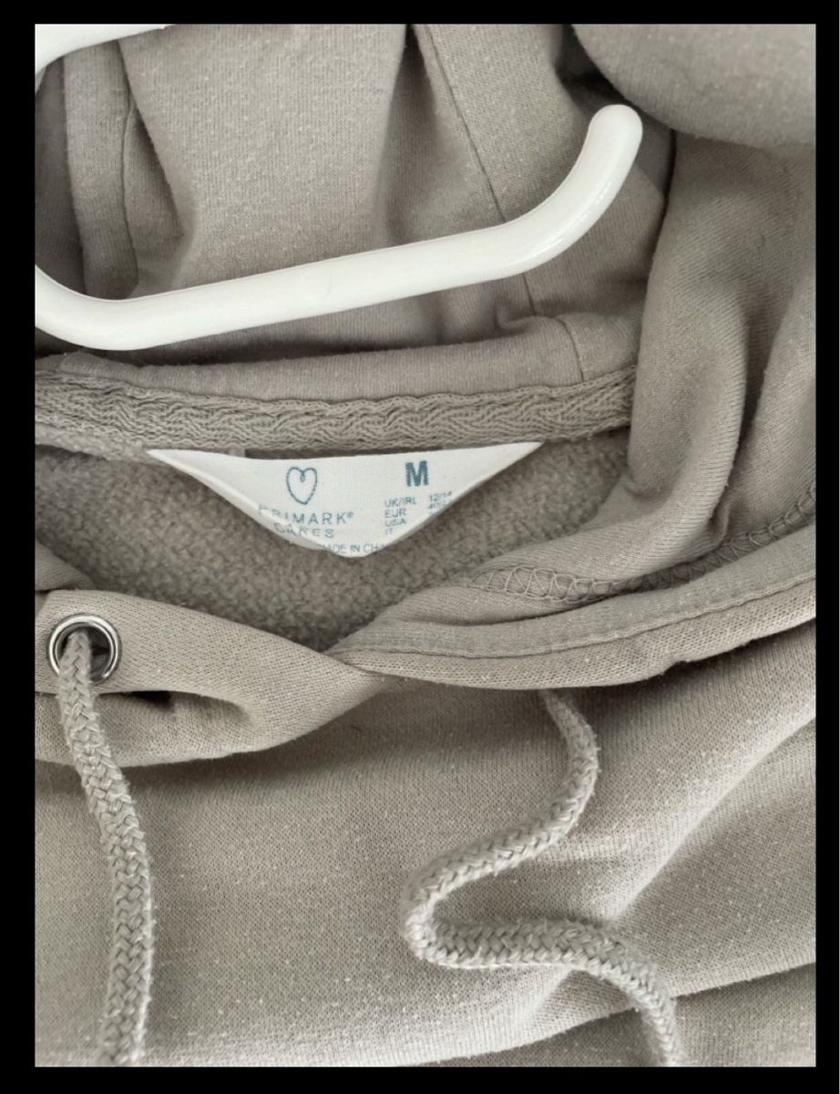 Maglioni & Felpe: Kapuzenpullover Beige in Grösse M  – Usato da St. Gallen venduto da chr_275x 2