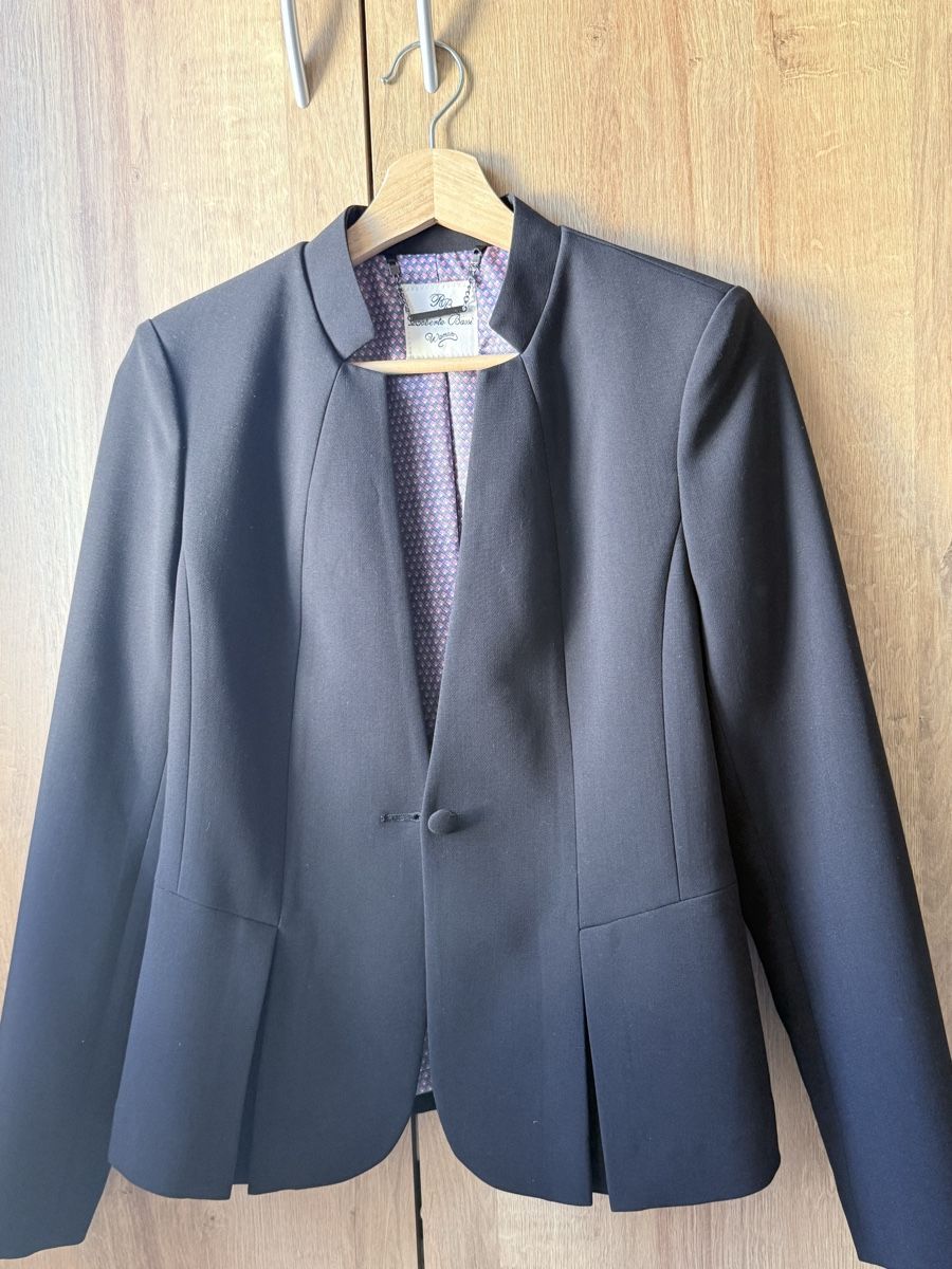 Anzüge & Kostüme: Costume classique noir – Gebraucht aus Grône von ukr_2qbg 1