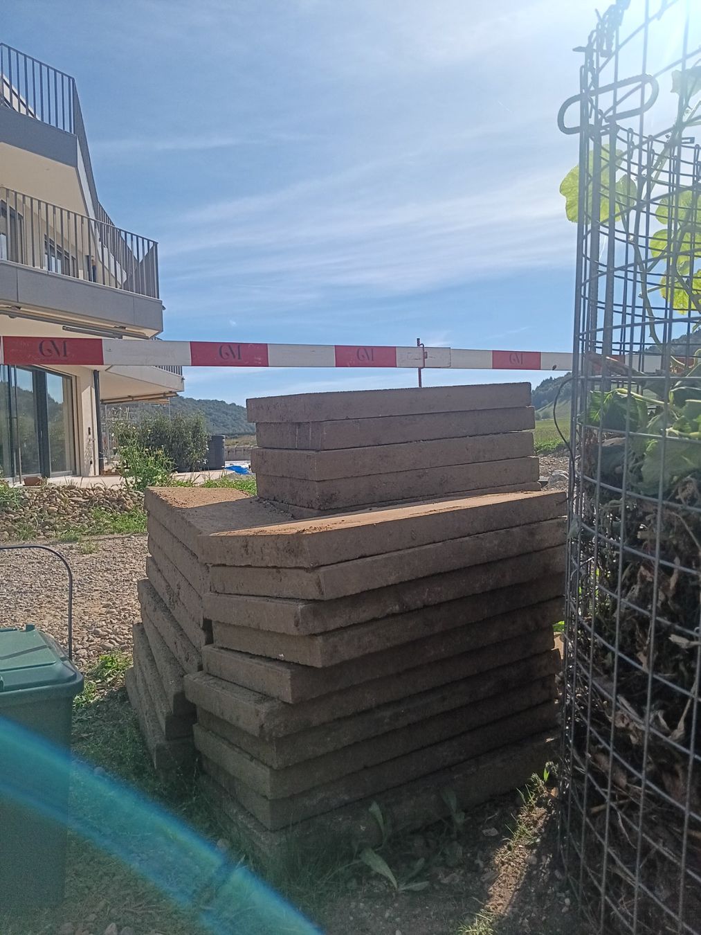 Revêtements de sol: Gartenplatten – D'occasion à Bülach par papaya021 2