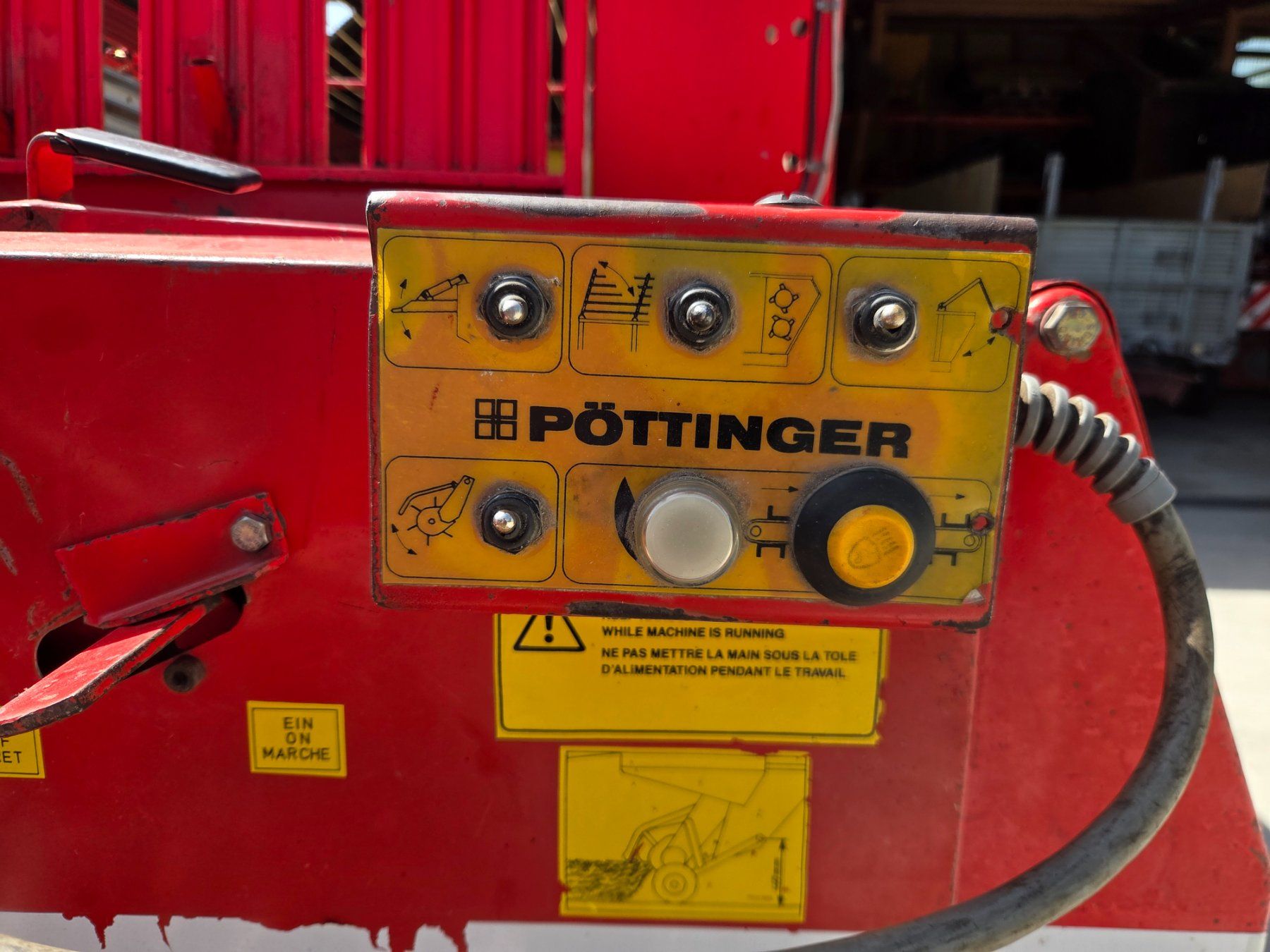 Tutte le macchine: Pöttinger Boss 2 Ladewagen – Usato da Ernetschwil venduto da Nettenhof01 1