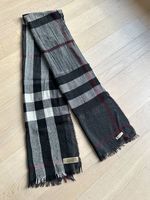 Burberry Schal, 55% Wolle, 45% Cashmere