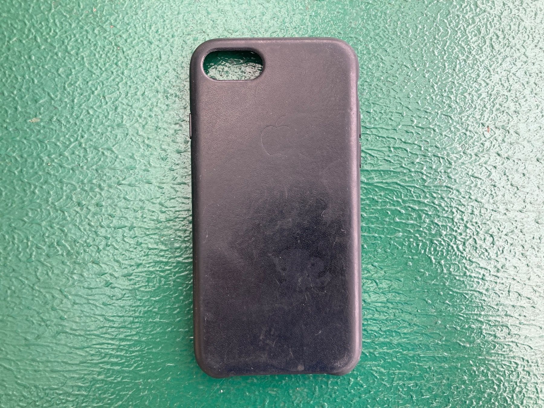 Apple Covers & Schutzfolien: iPhone Leder Case von Apple, schwarz – Gebraucht aus Olten von arcata